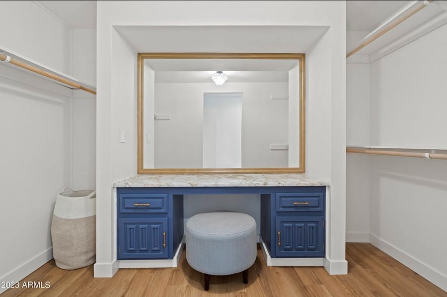 Master bedroom walk in closet