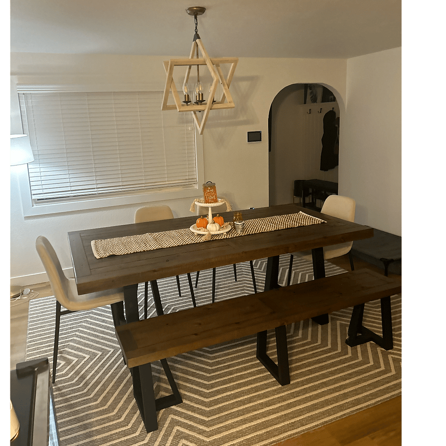 Dining room off of entry way