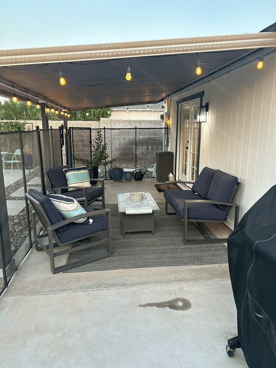Outdoor patio furniture and GAS GRILL