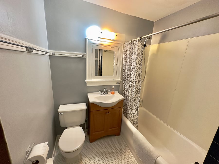 Furnished Finder property 755701_23 photo 8