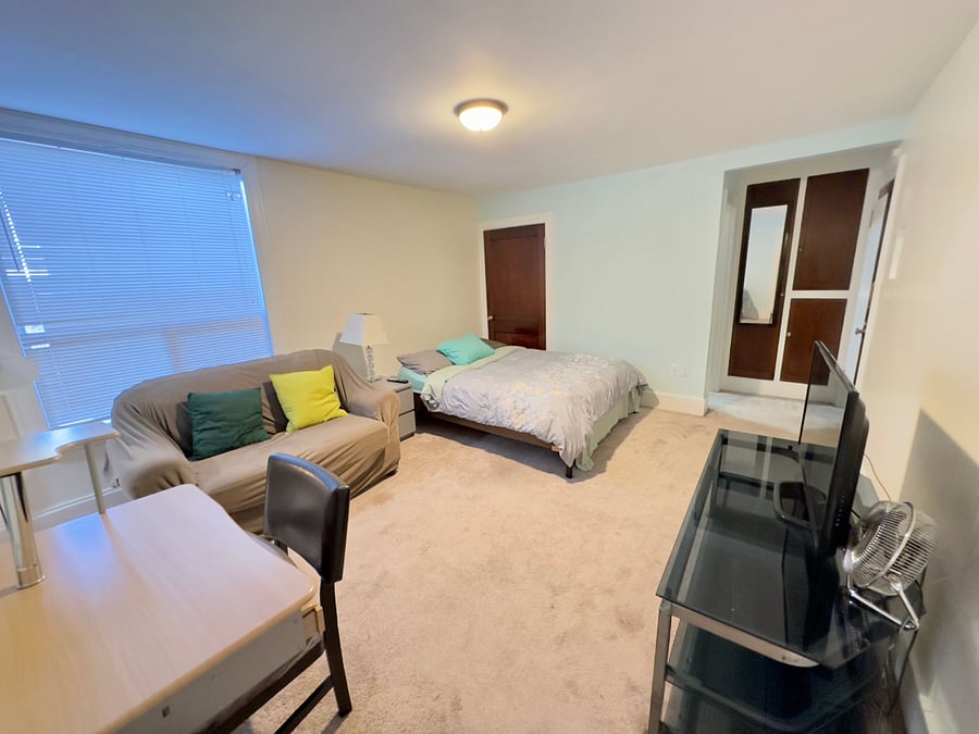 Furnished Finder property 755701_24 photo 3