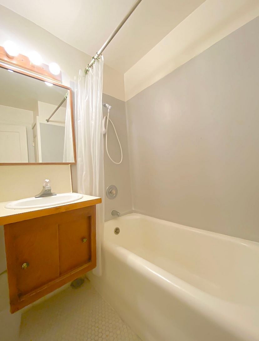 Furnished Finder property 755701_30 photo 8