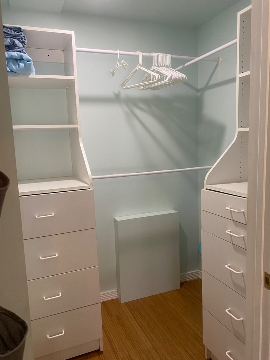 Walk-in closet