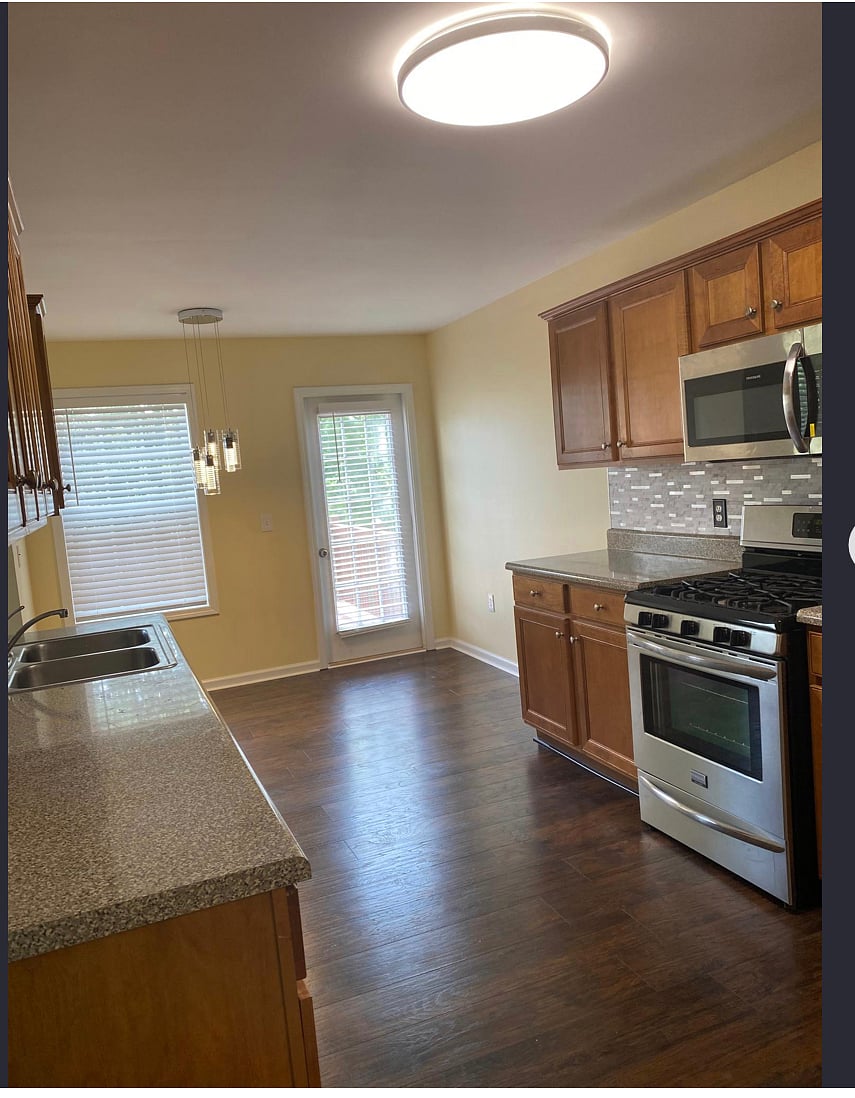 Furnished Finder property 756059_1 photo 17