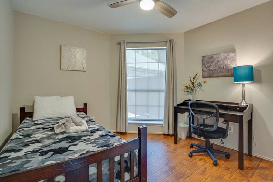 Option 3: The third bedroom has three configurations:
1. Twin bed, with desk and chair.
2. Full-size baby bed, with desk and chair
3. An office setup without beds
