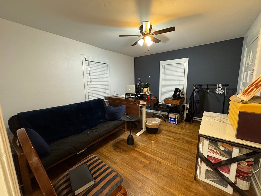 BR2 / Office With Queen Size Inflatable Bed under Futon