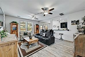 Furnished Finder property 756159_1 photo 9