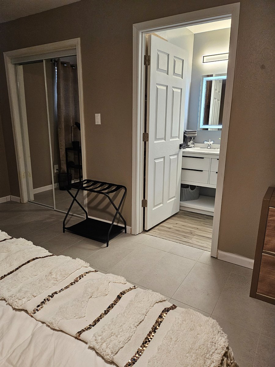 Furnished Finder property 756187_1 photo 17