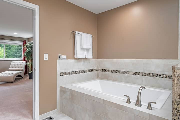 Furnished Finder property 756292_1 photo 35
