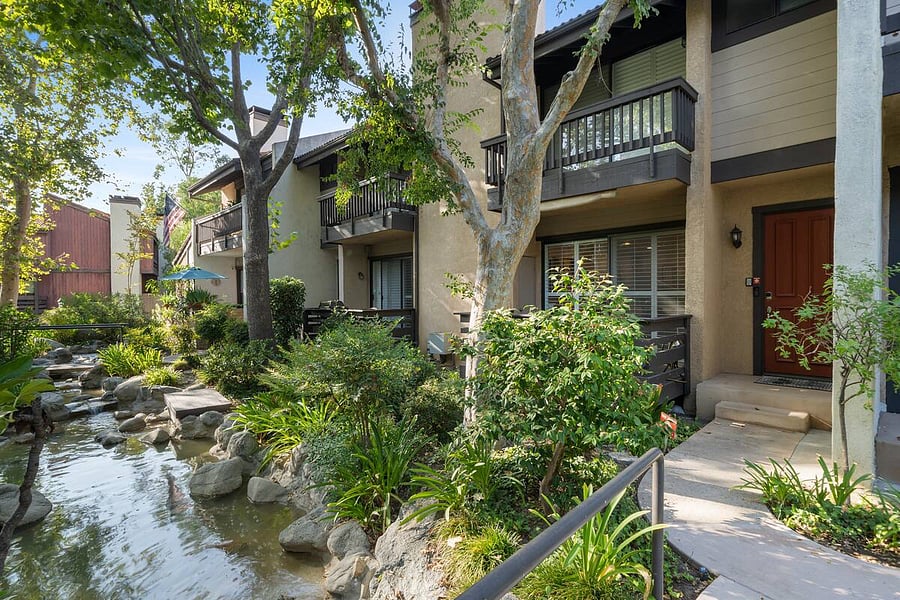 Furnished Finder property 756446_1 photo 17