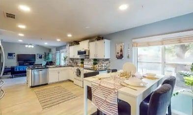 Furnished Finder property 756460_1 photo 5