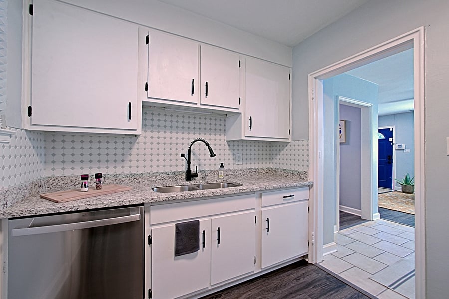 Furnished Finder property 756602_1 photo 9