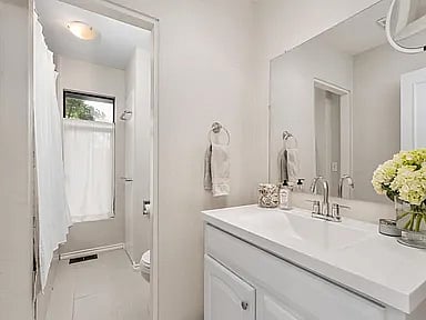 Furnished Finder property 756665_1 photo 12