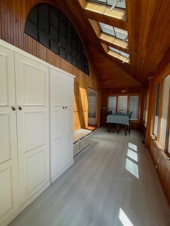 Porch/Front entrance