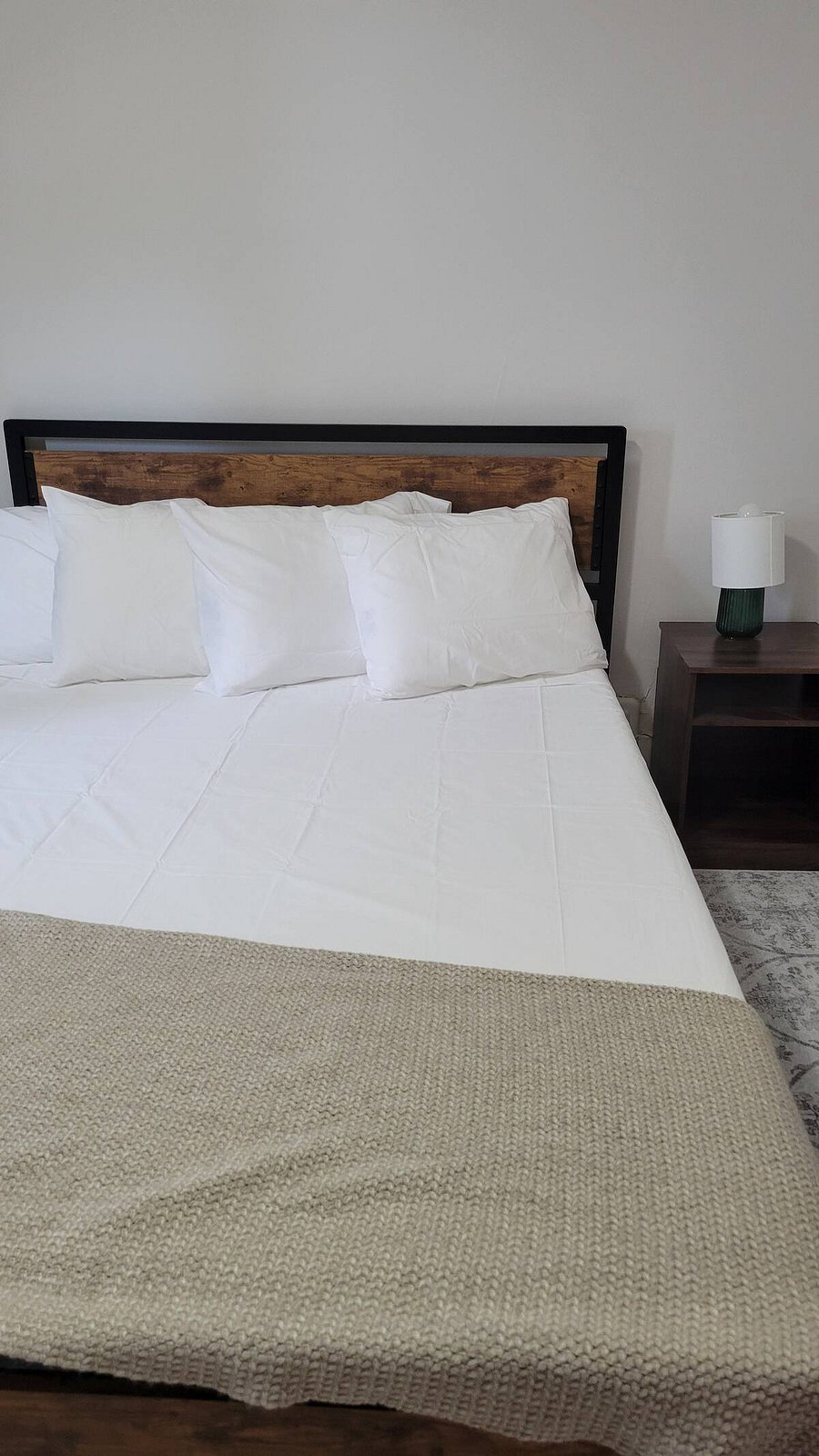 Furnished Finder property 756852_1 photo 3