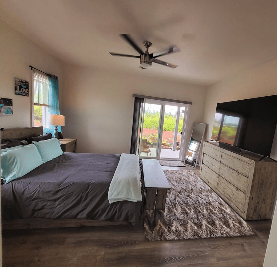 Master bedroom with lanai exit