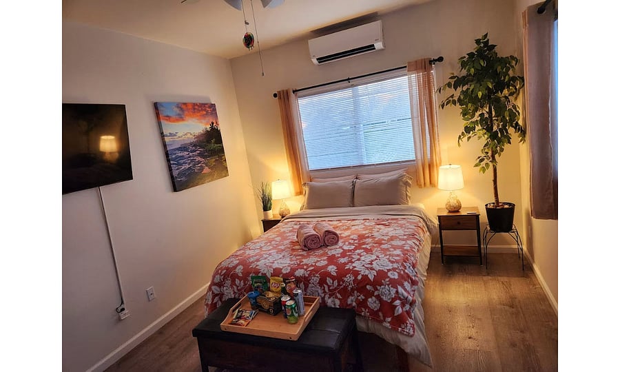 Guest bedroom 1