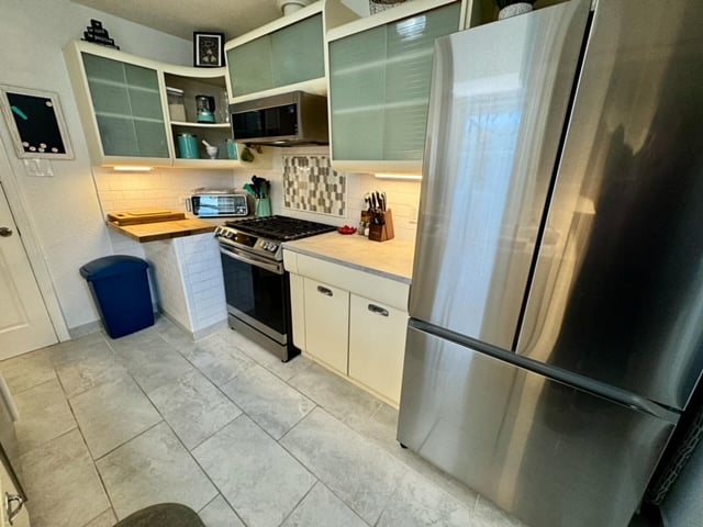 Kitchen butcher block work space and Ninja countertop convection oven