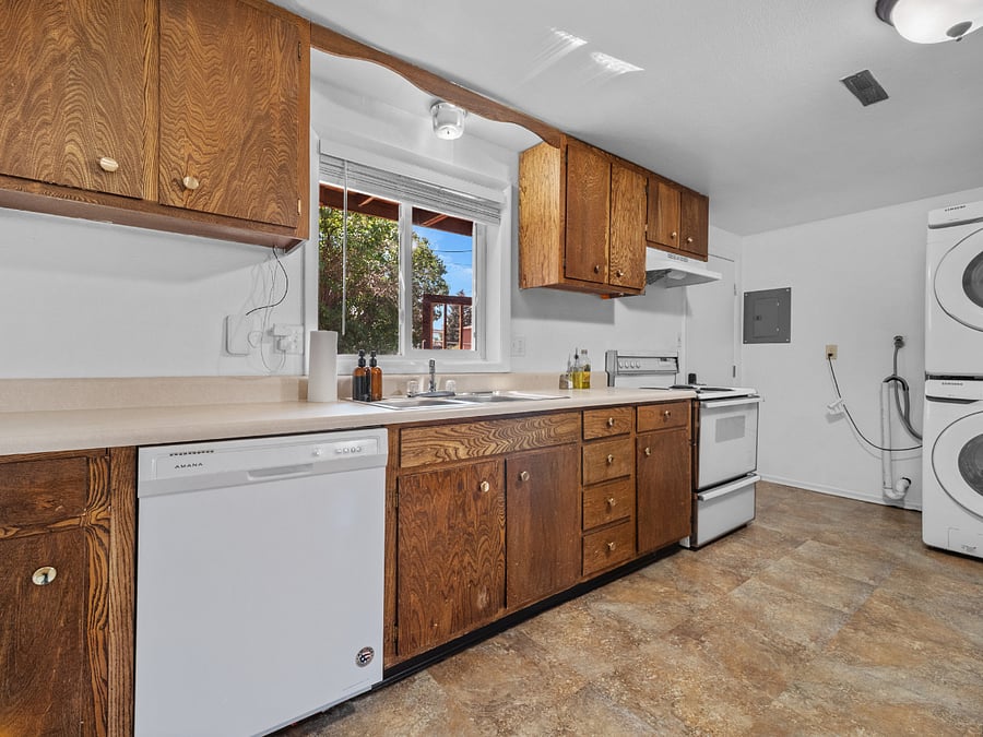 Furnished Finder property 757500_1 photo 14