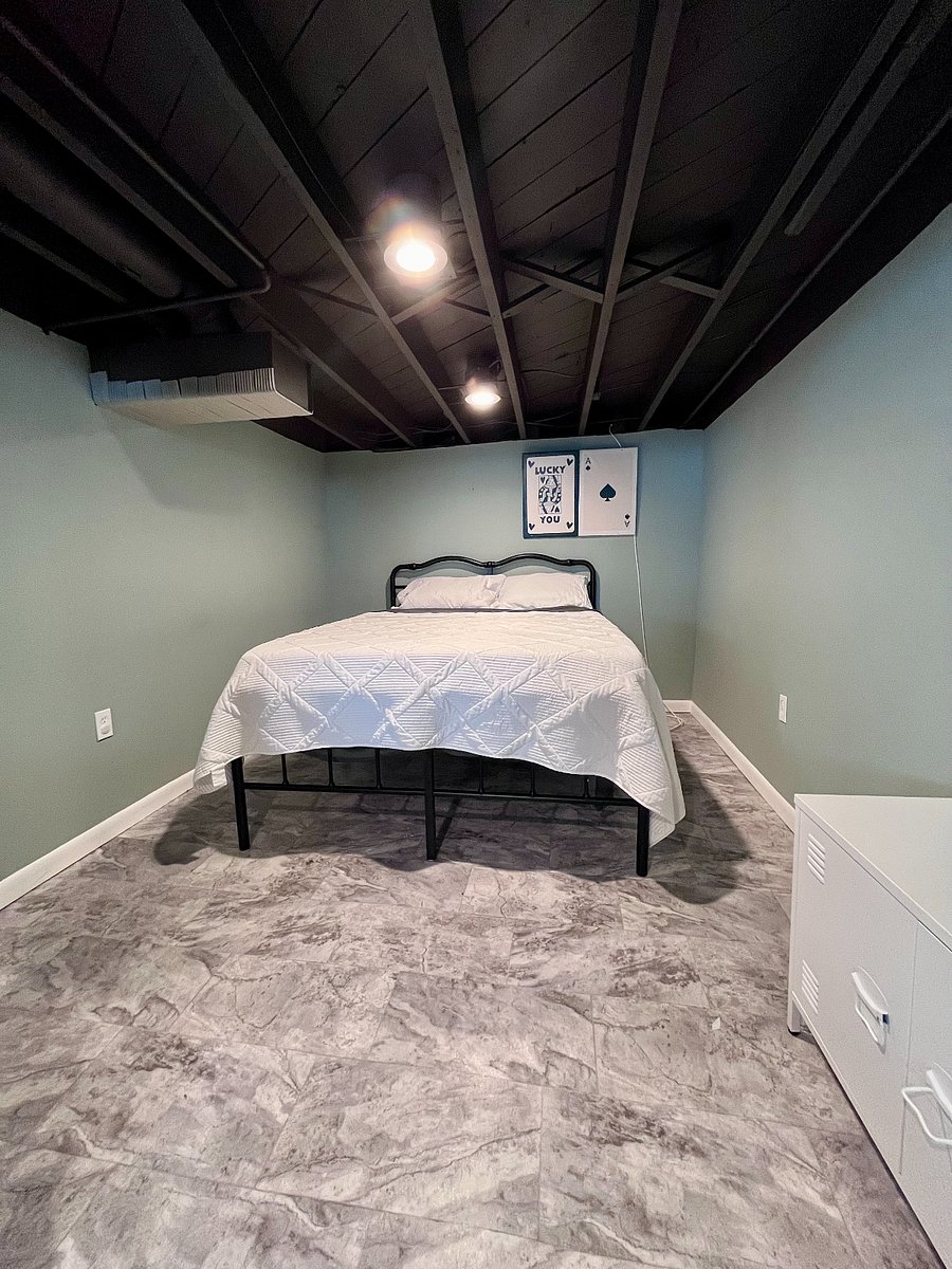 Second sleep space with a queen size bed. Perfect for a roommate or night shift sleepers.