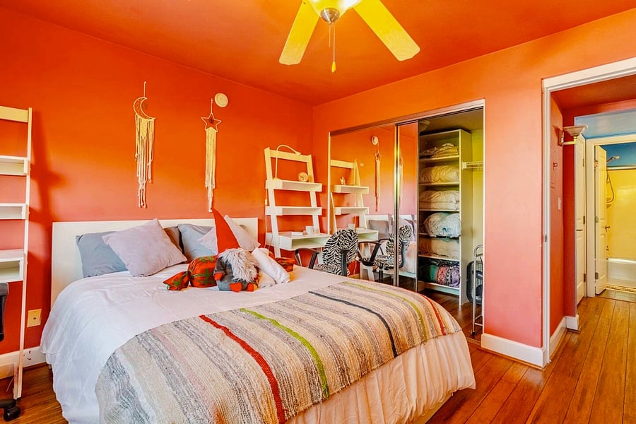 Bedroom - queen bed & walk-in closet.