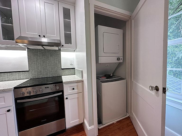 Furnished Finder property 757946_1 photo 11