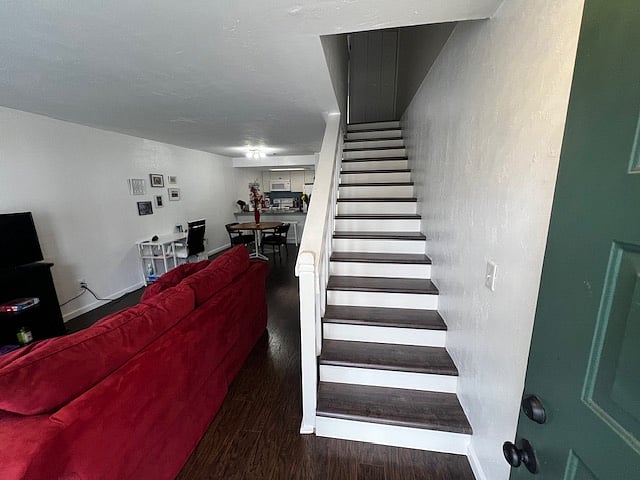 Furnished Finder property 757965_1 photo 3