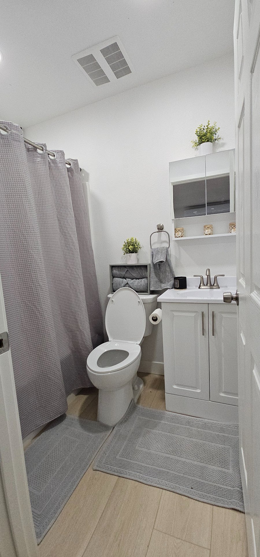 Furnished Finder property 758003_1 photo 3