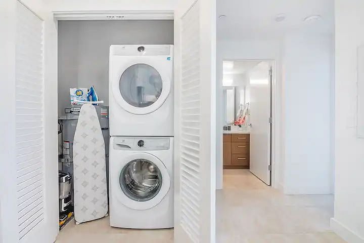 Furnished Finder property 758035_1 photo 8