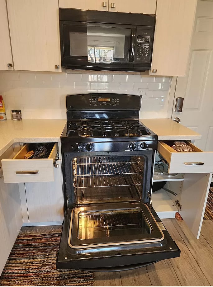 Furnished Finder property 758050_1 photo 18