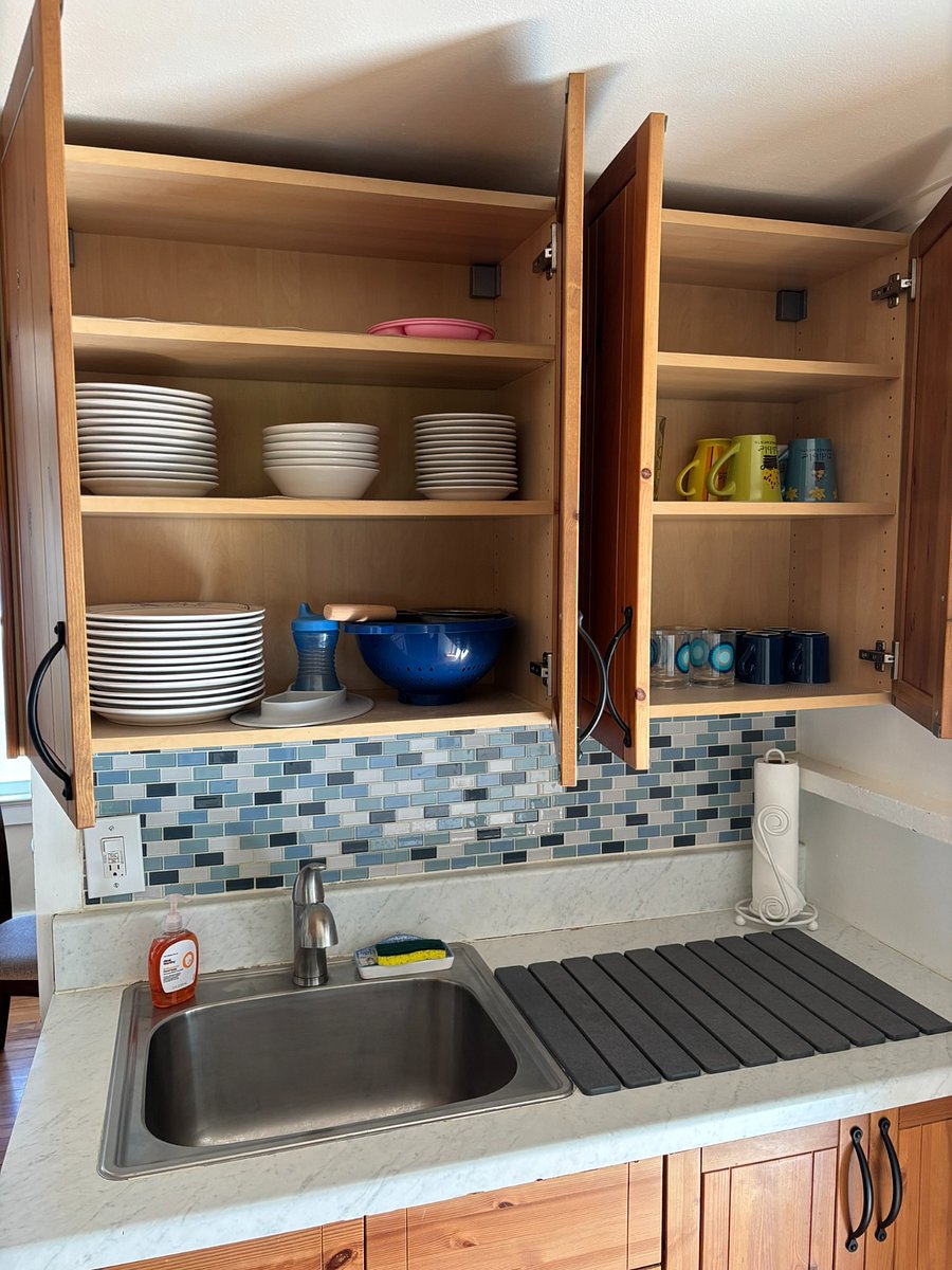 Dinnerware 