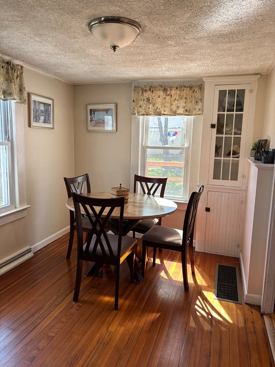 Kitchen Table