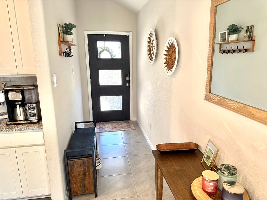 Entry way