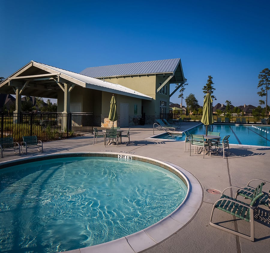 neighborhood pool (open in summer)