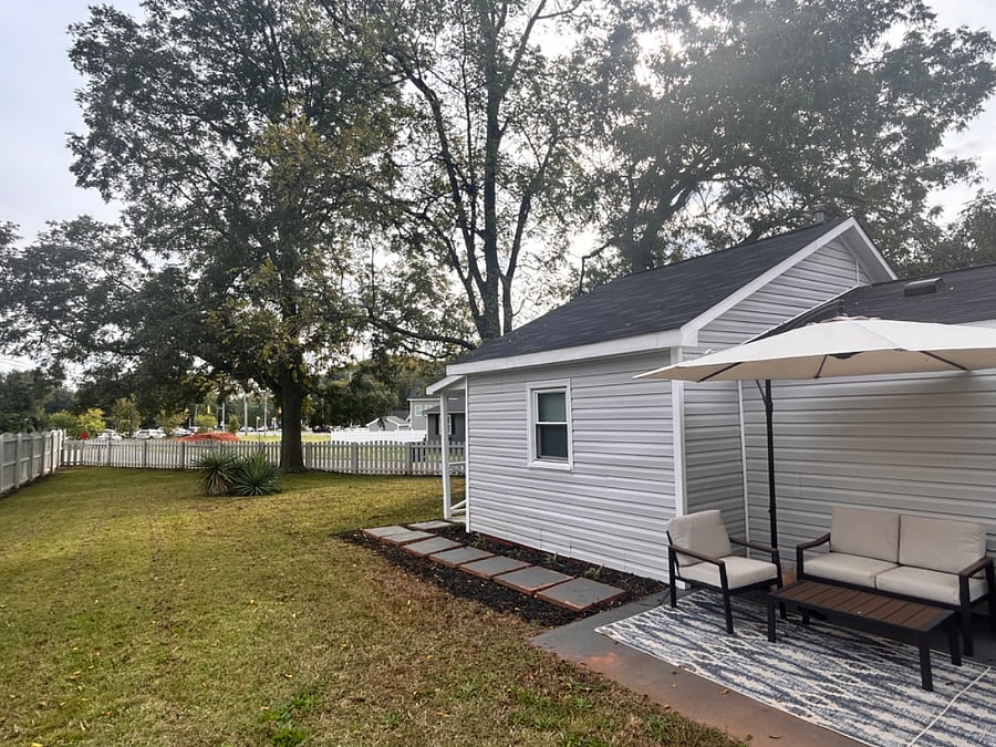 Huge fenced in yard 
