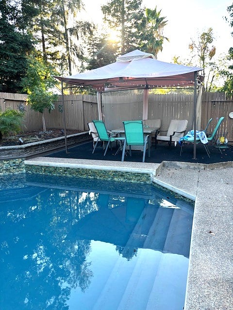 Furnished Finder property 758247_1 photo 7