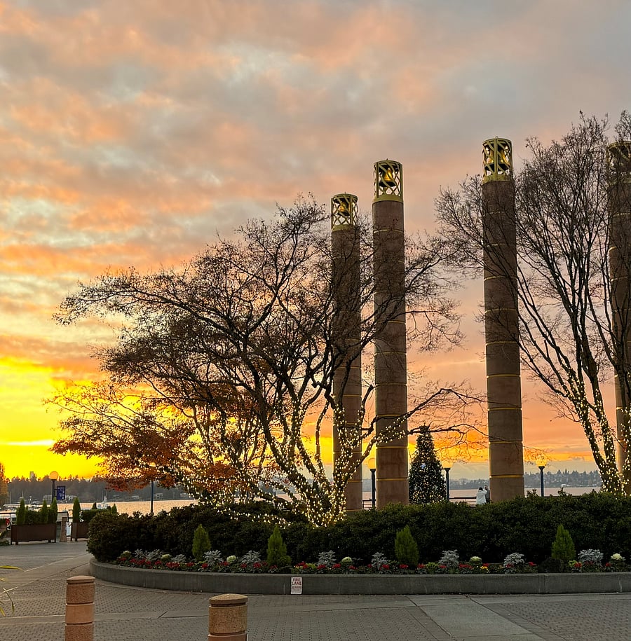 Carillon Point
