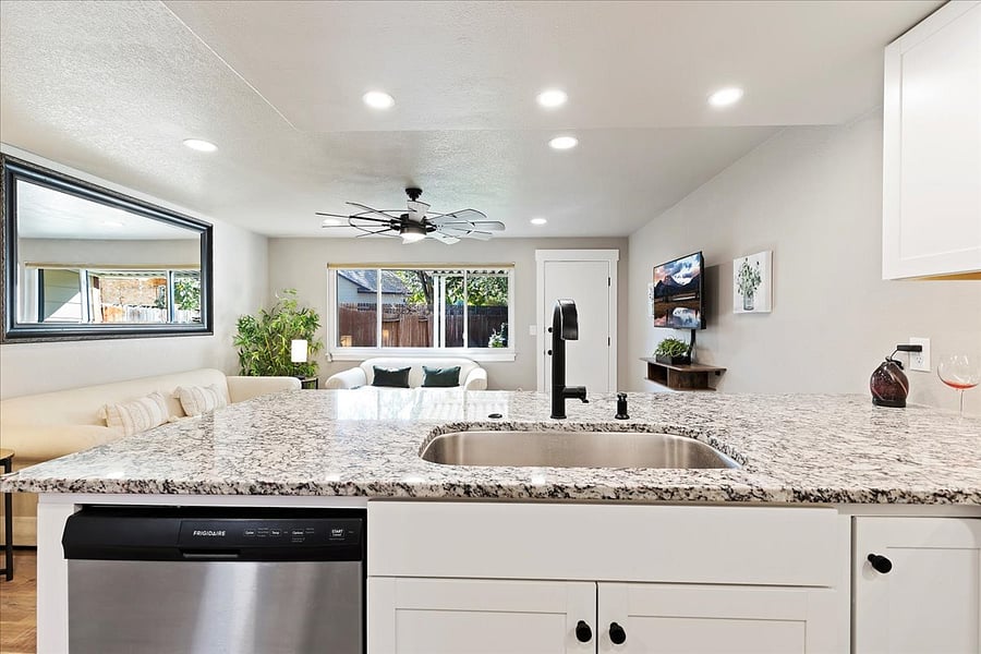 Furnished Finder property 758332_1 photo 5