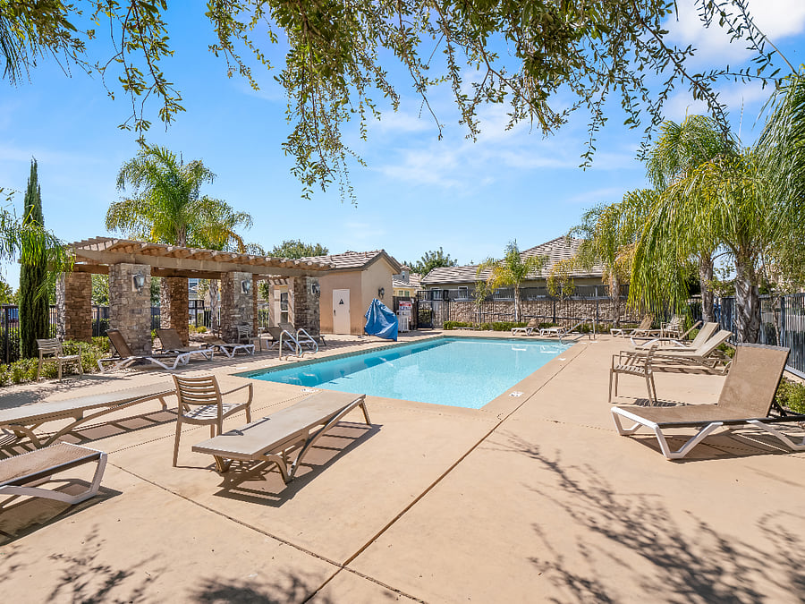 Furnished Finder property 758346_1 photo 29