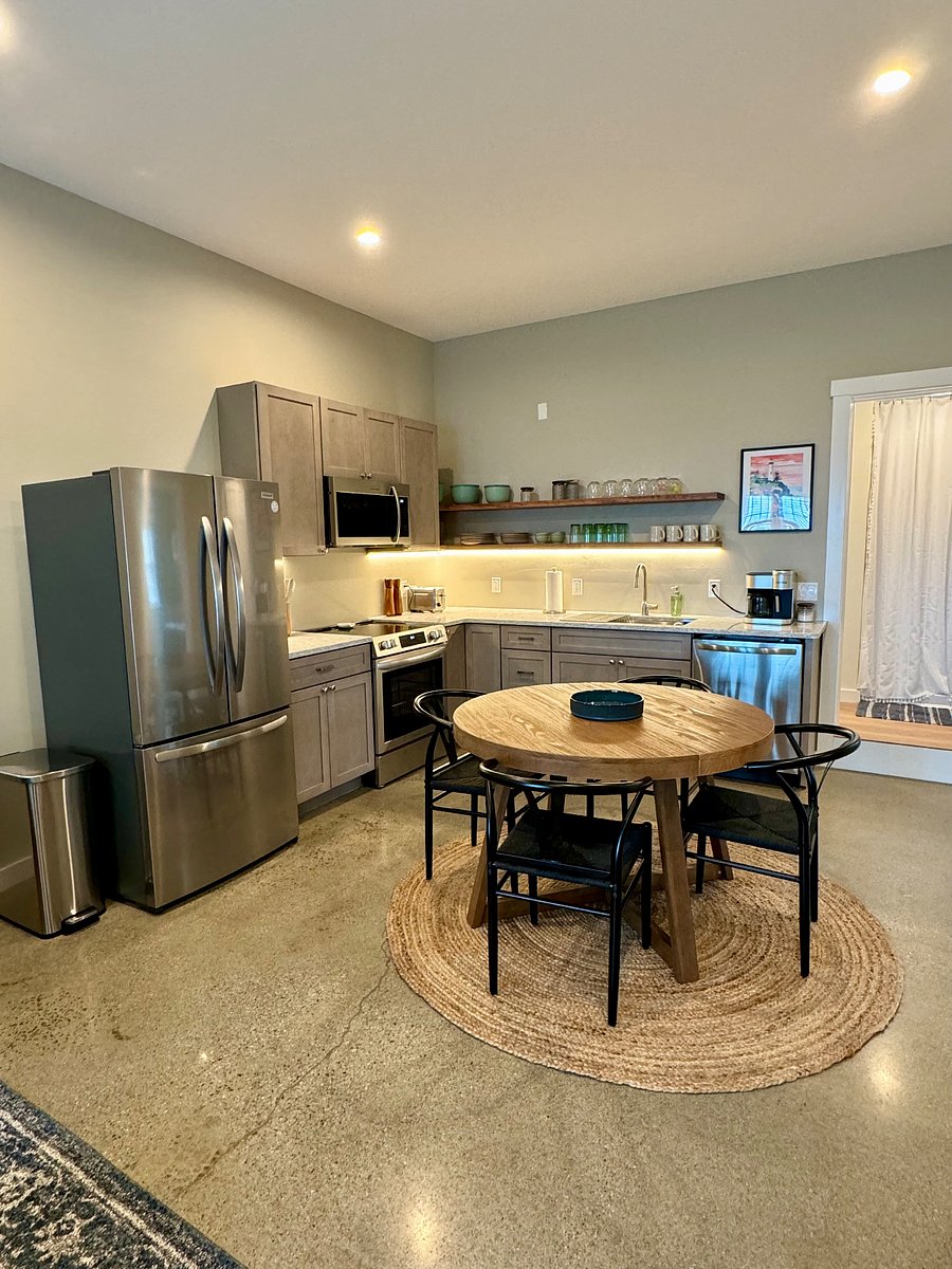 Furnished Finder property 758401_1 photo 8