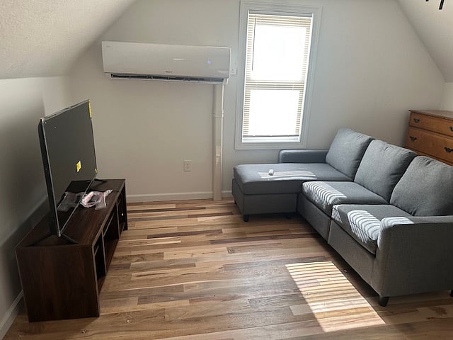 Furnished Finder property 758546_3 photo 5