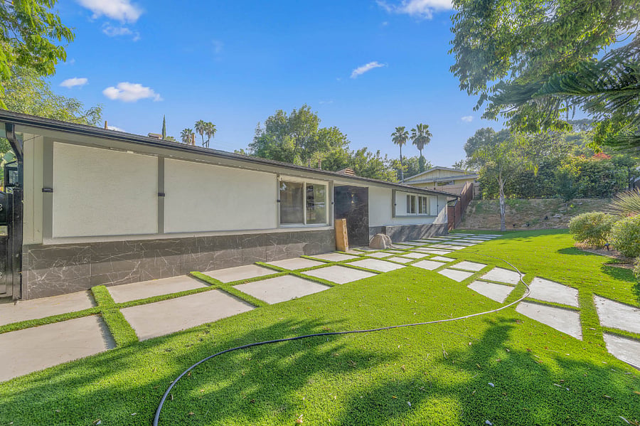Furnished Finder property 758578_1 photo 23
