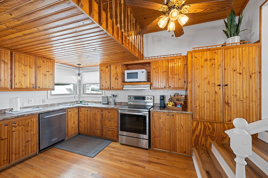 Furnished Finder property 758582_1 photo 24
