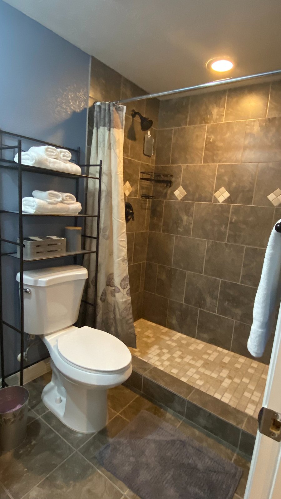 Furnished Finder property 758588_1 photo 8