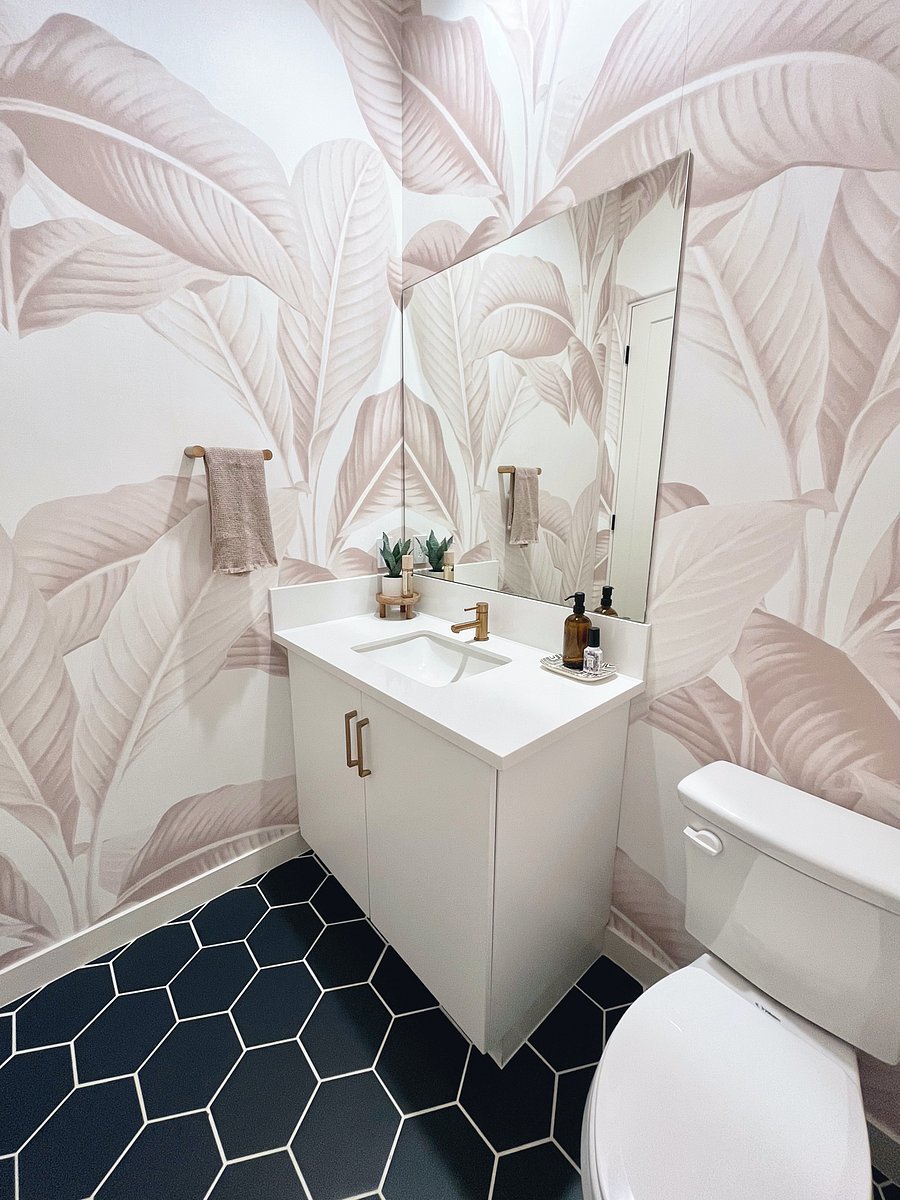 Powder room