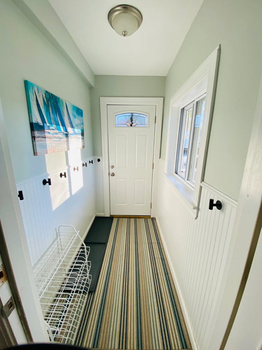 Rear Entryway/Mudroom