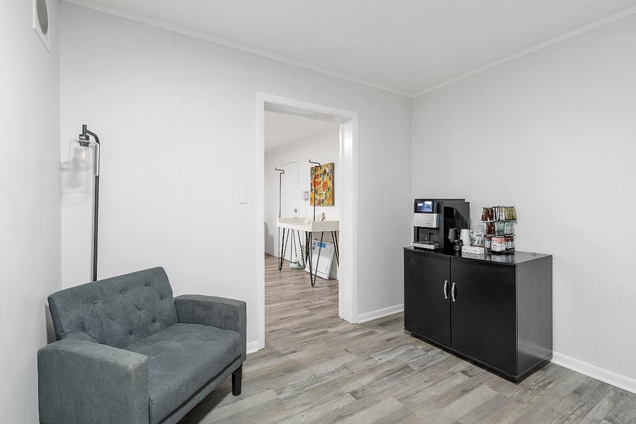 Laundry Lounge and Coffee Bar