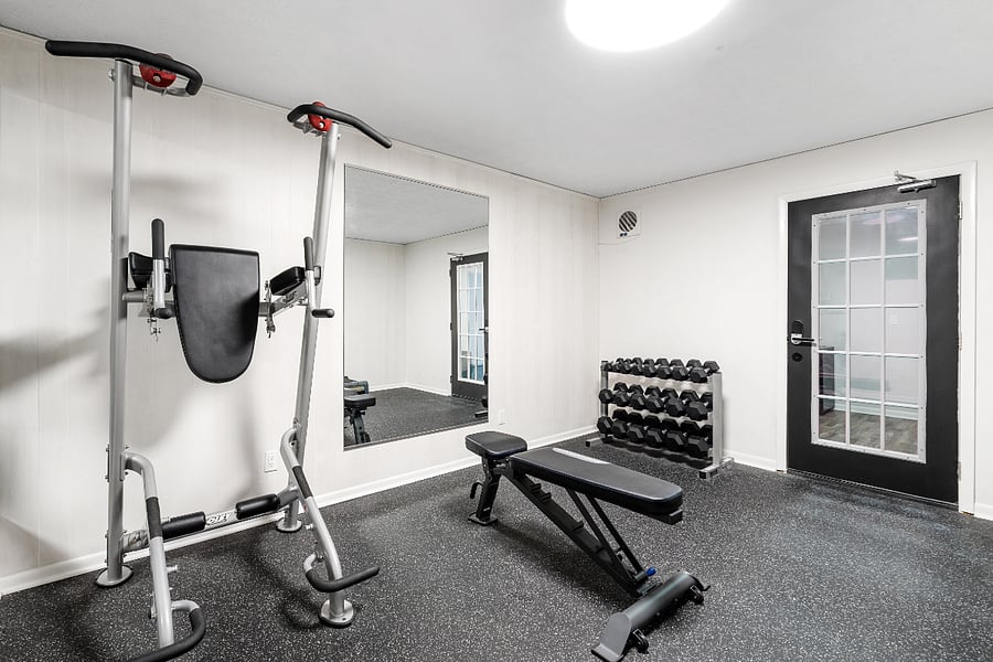 24/7 Fitness Center
