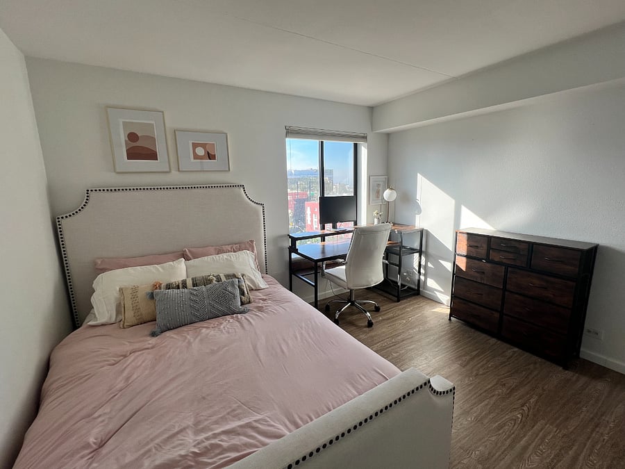 Second bedroom