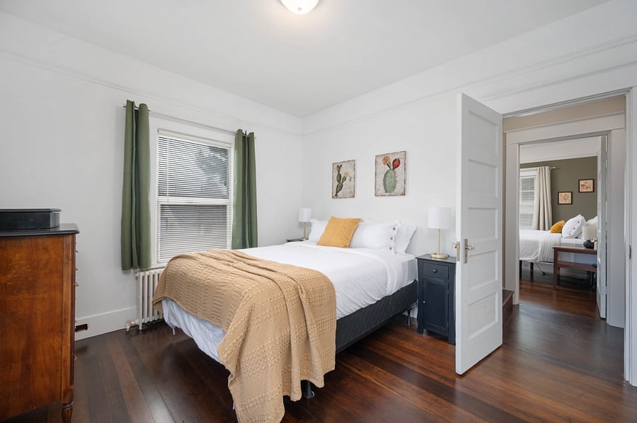 Another view of 2nd bedroom. Bedside lamps have USB charging ports.